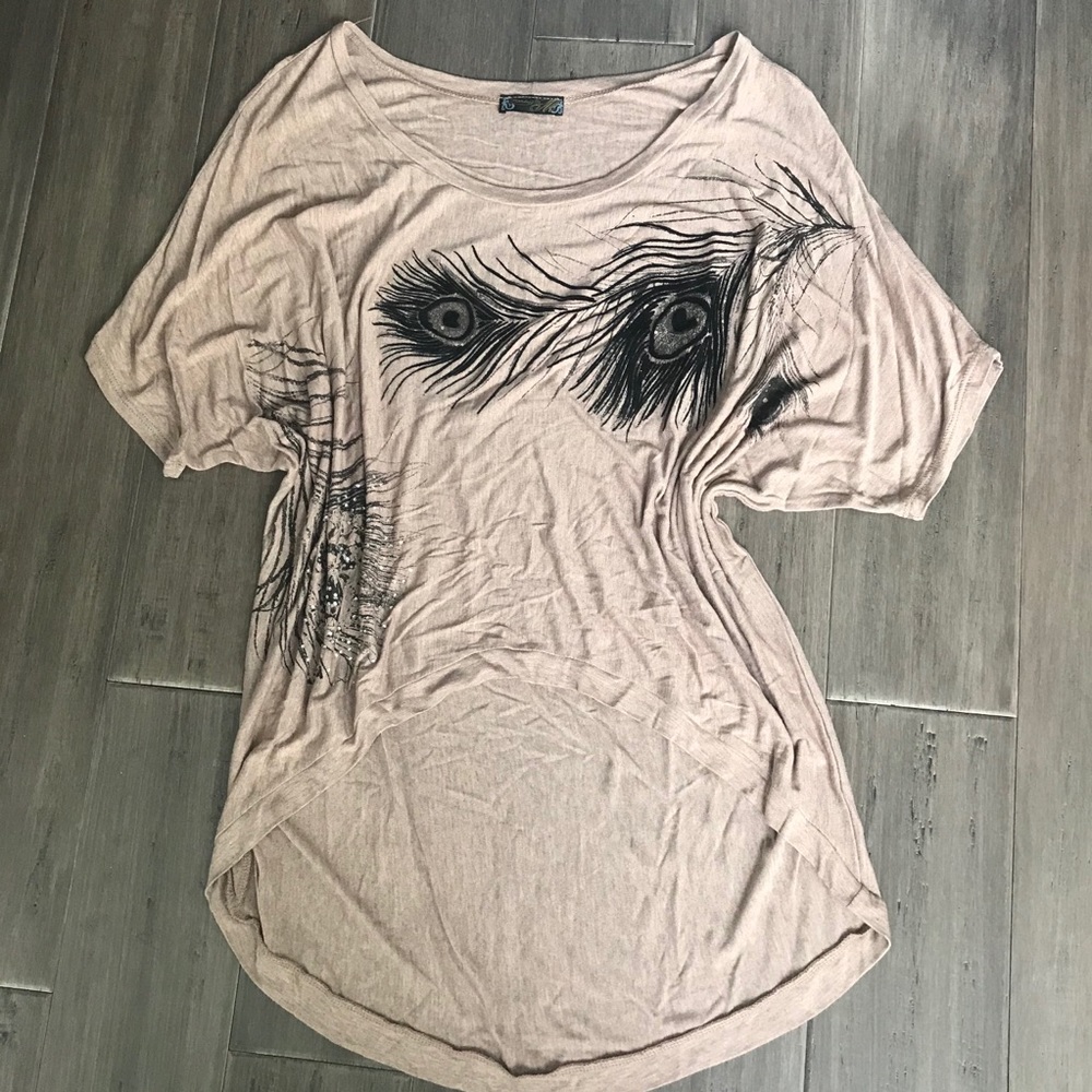 High/Low Top - Picture 2 of 3